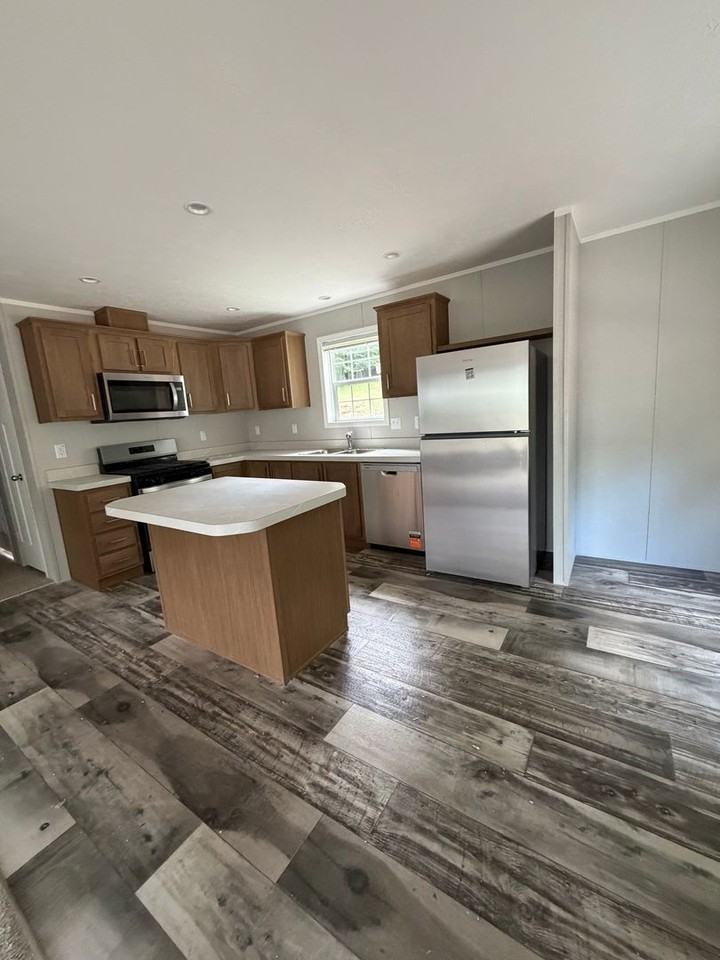 4918 Greenwood Ln - Photo 6 of 20