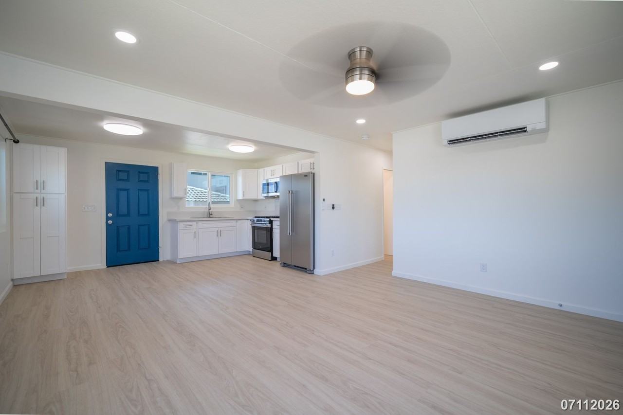 3484 3484 Campbell Ave. Front House - Photo 4 of 18