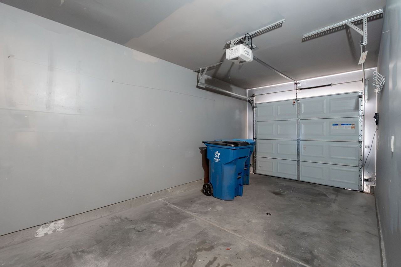 9688 Belle Regal St - Photo 6 of 31