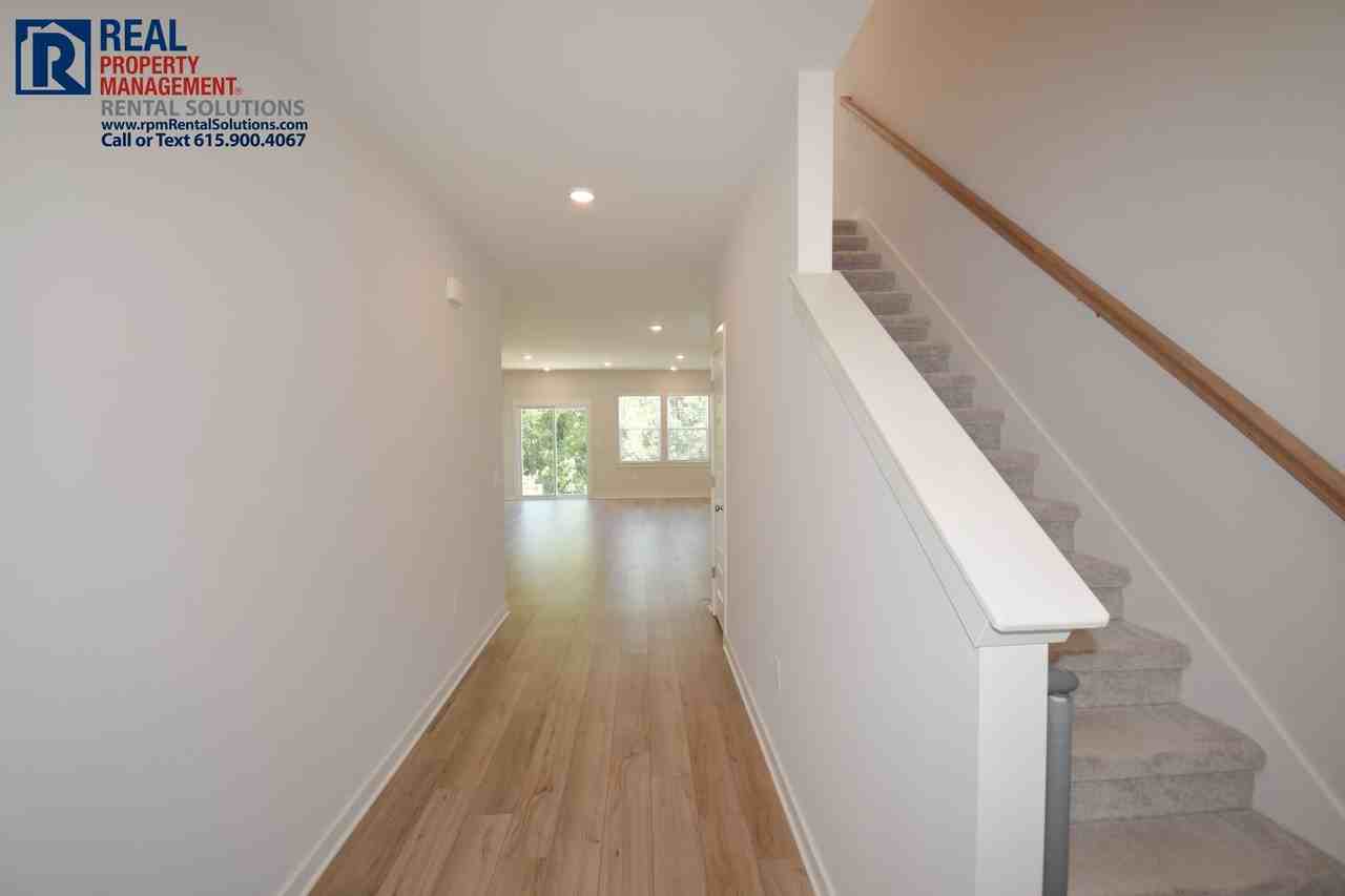 2232 Robert Gwynne Dr - Photo 5 of 35