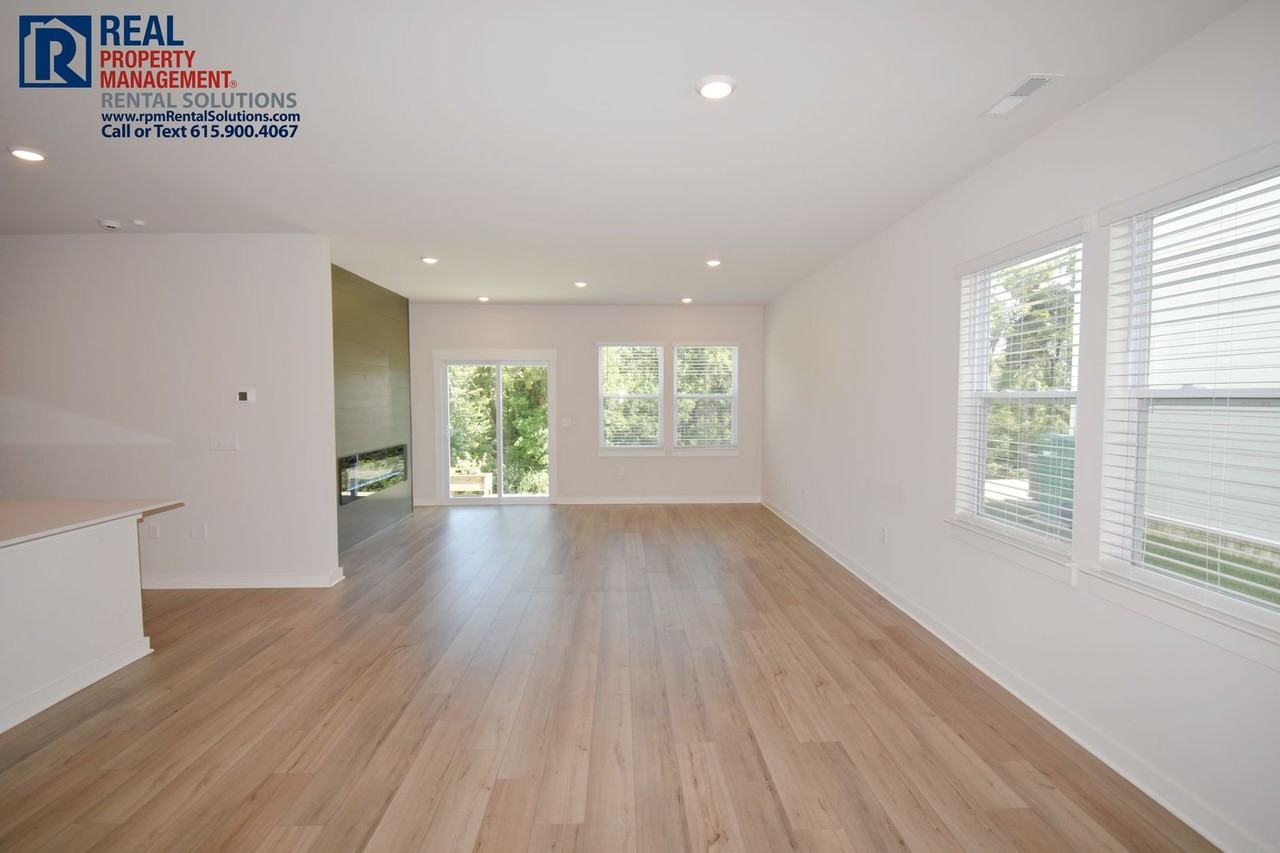 2232 Robert Gwynne Dr - Photo 6 of 35