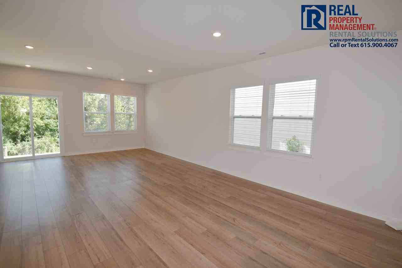 2232 Robert Gwynne Dr - Photo 7 of 35