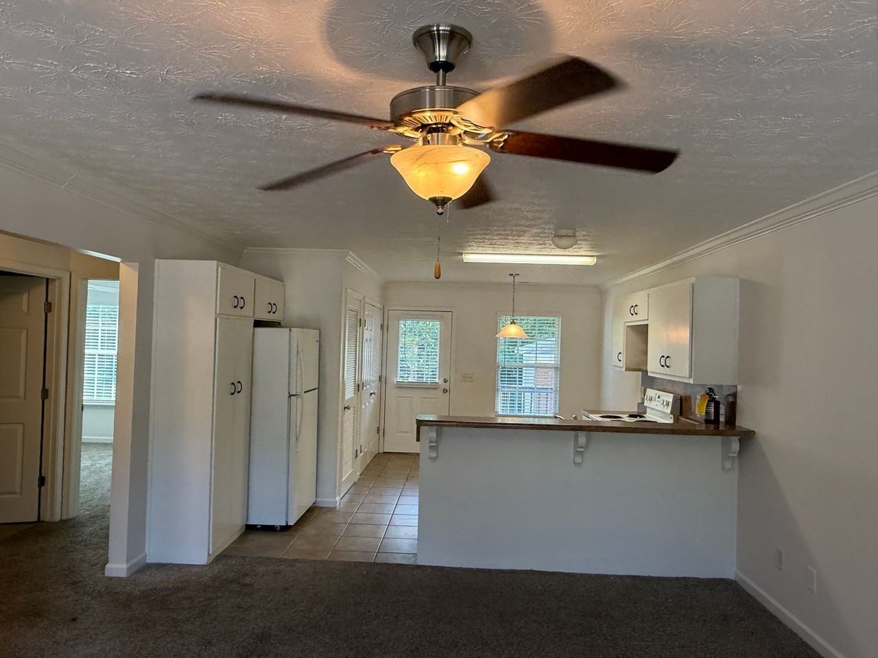 6145 Crystal Dr Apt 7a #A7 - Photo 6 of 19