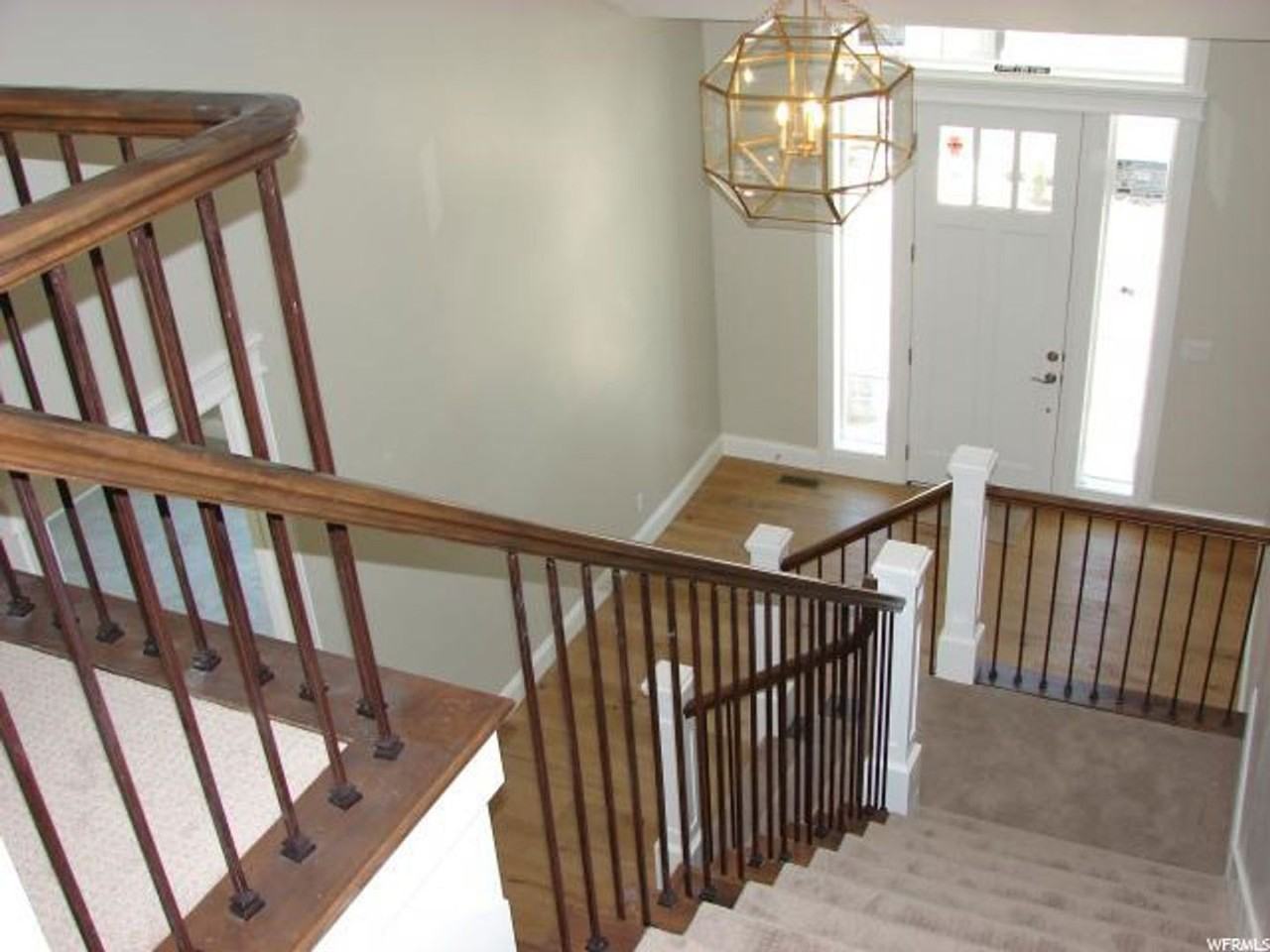 1992 E Hedgewood Ct - Photo 6 of 22
