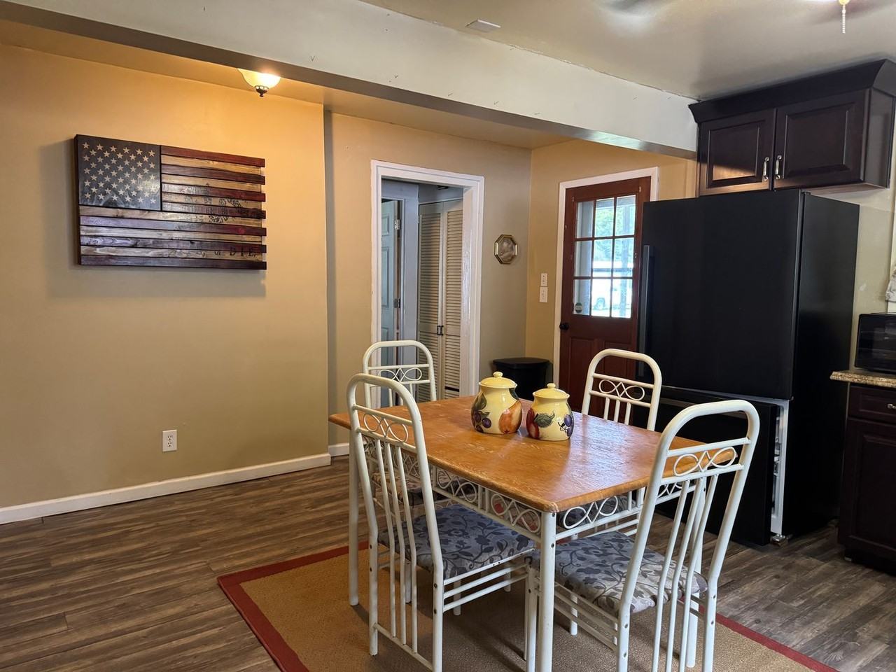 312 Beach St - Photo 6 of 27