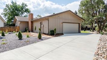 featured image of 6468 Hawkeye Cir