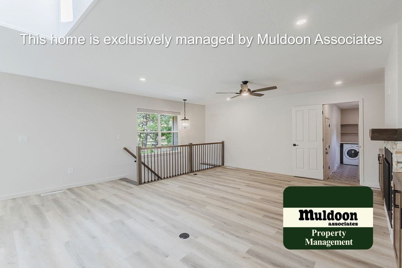 6468 Hawkeye Cir - Photo 7 of 45