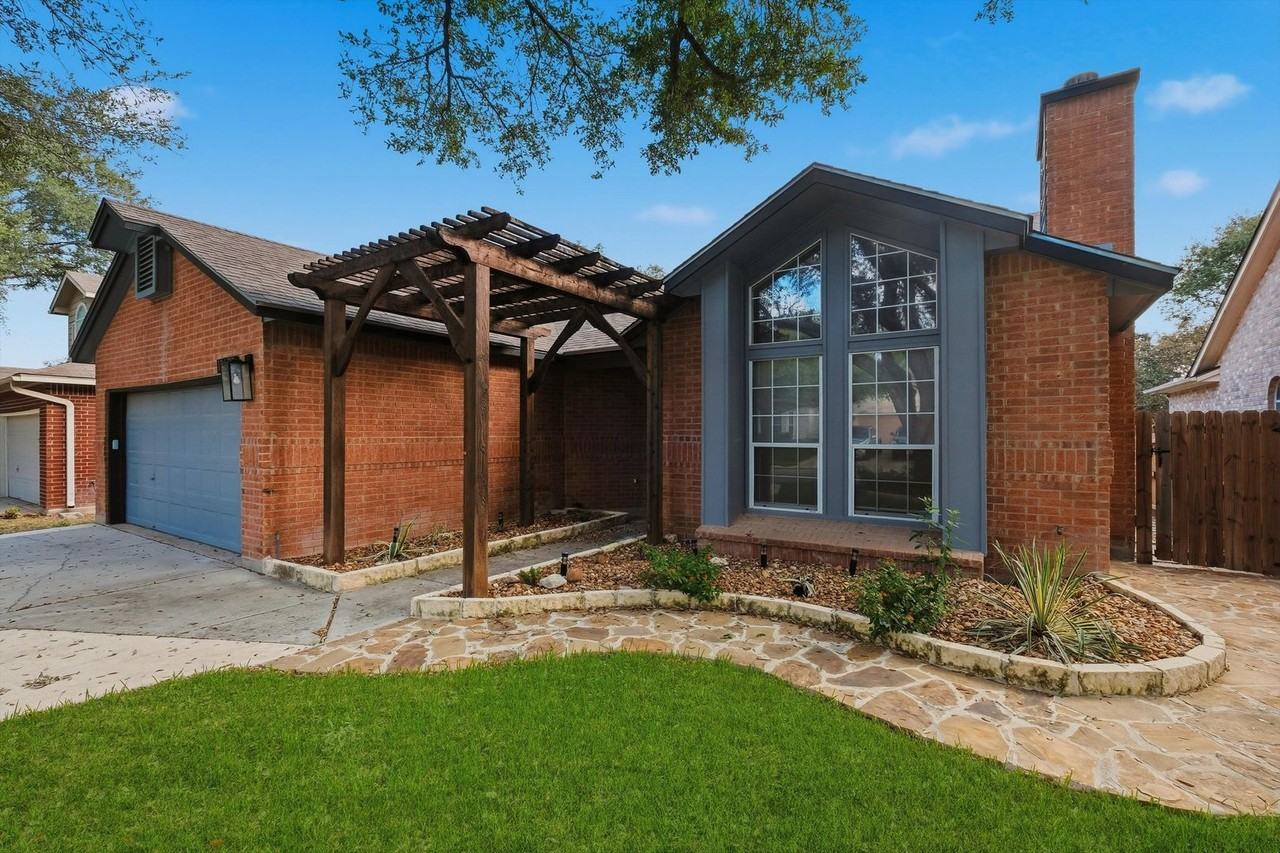 13623 Summer Glen Dr - Photo 2 of 29