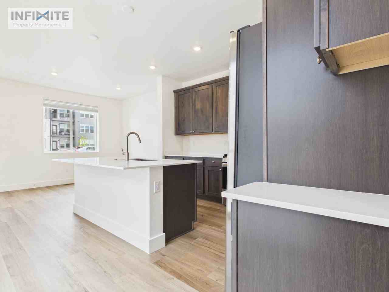 4814 Briarwood Ln - Photo 5 of 21