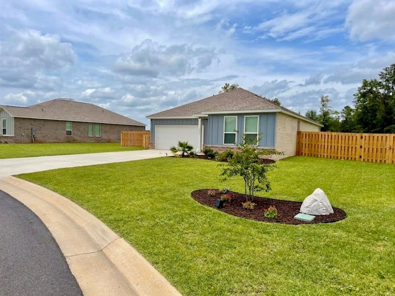 6266 Buckthorn Cir - Photo 2 of 20
