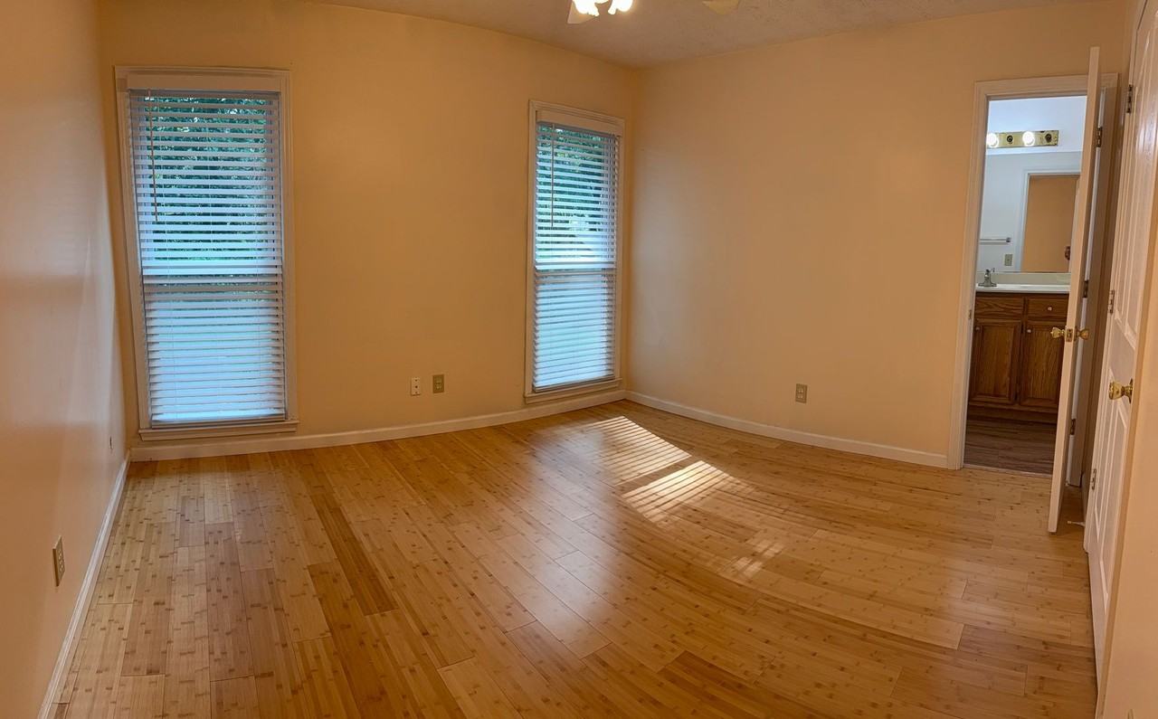 1040 Sunny Field Ct - Photo 6 of 21