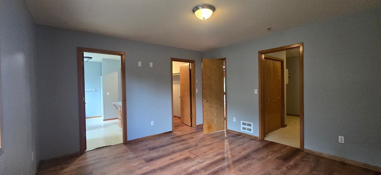11 E Eld Pl - Photo 7 of 18