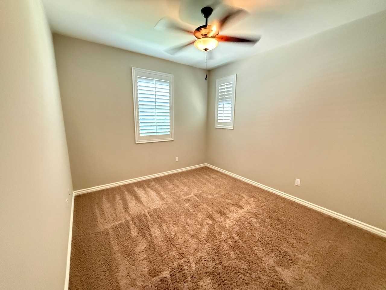 29052 N West Hills Dr - Photo 4 of 42