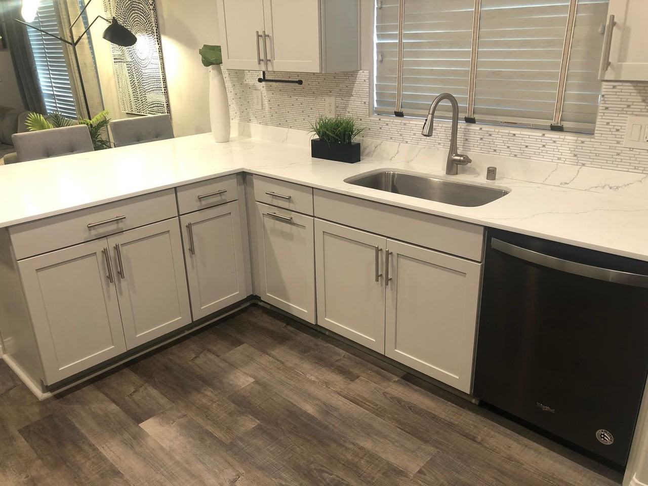 6594 Secret Grove Ave - Photo 4 of 43