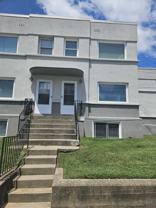 967 E Maple St - Photo 1 of 1