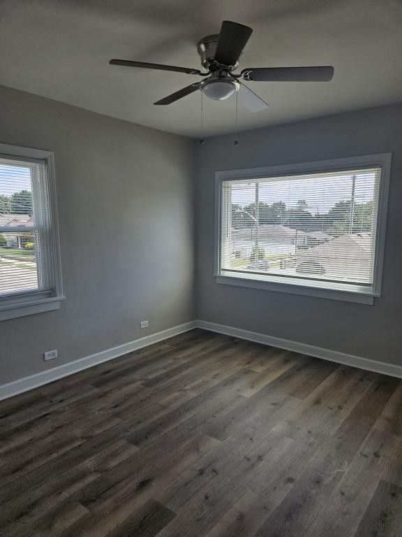 967 E Maple St - Photo 5 of 27