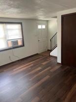 245 Laurel Dr - Photo 1 of 1