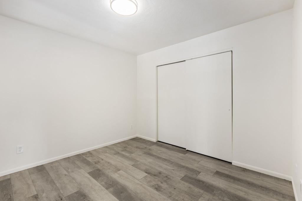 1412 10th St - Photo 5 of 11