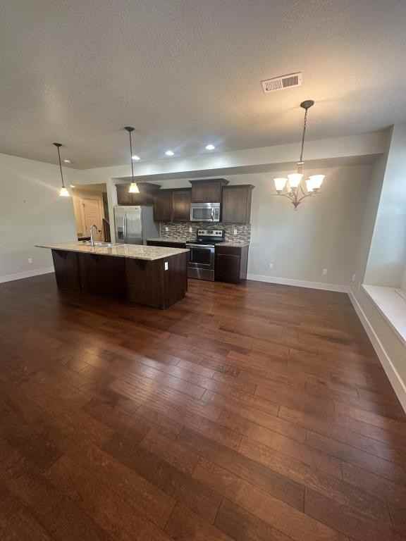 2122 Sandbur Dr - Photo 2 of 13