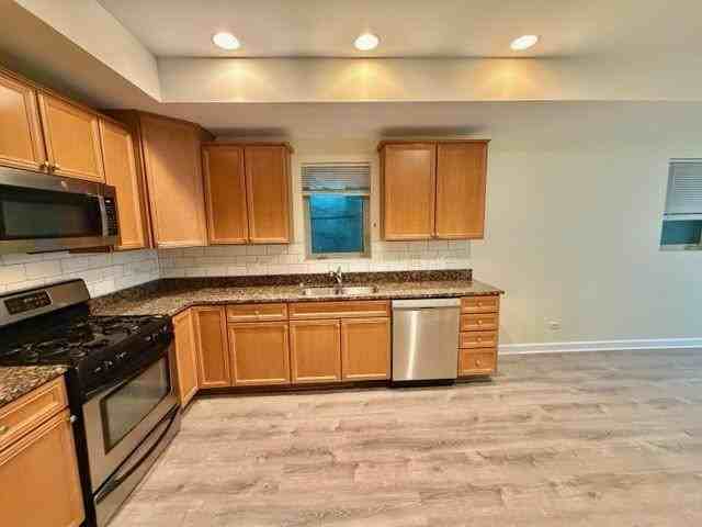 7312 Ogden Ave #6 - Photo 2 of 12