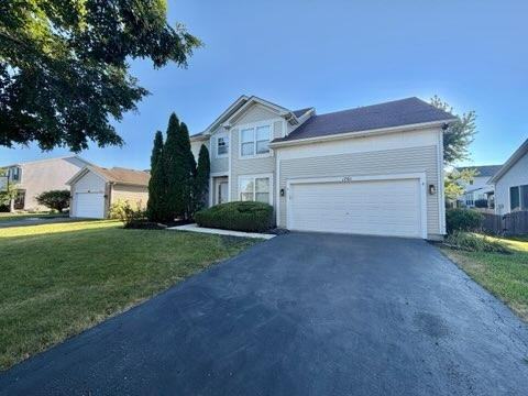 1701 Courtwright Dr - Photo 3 of 26