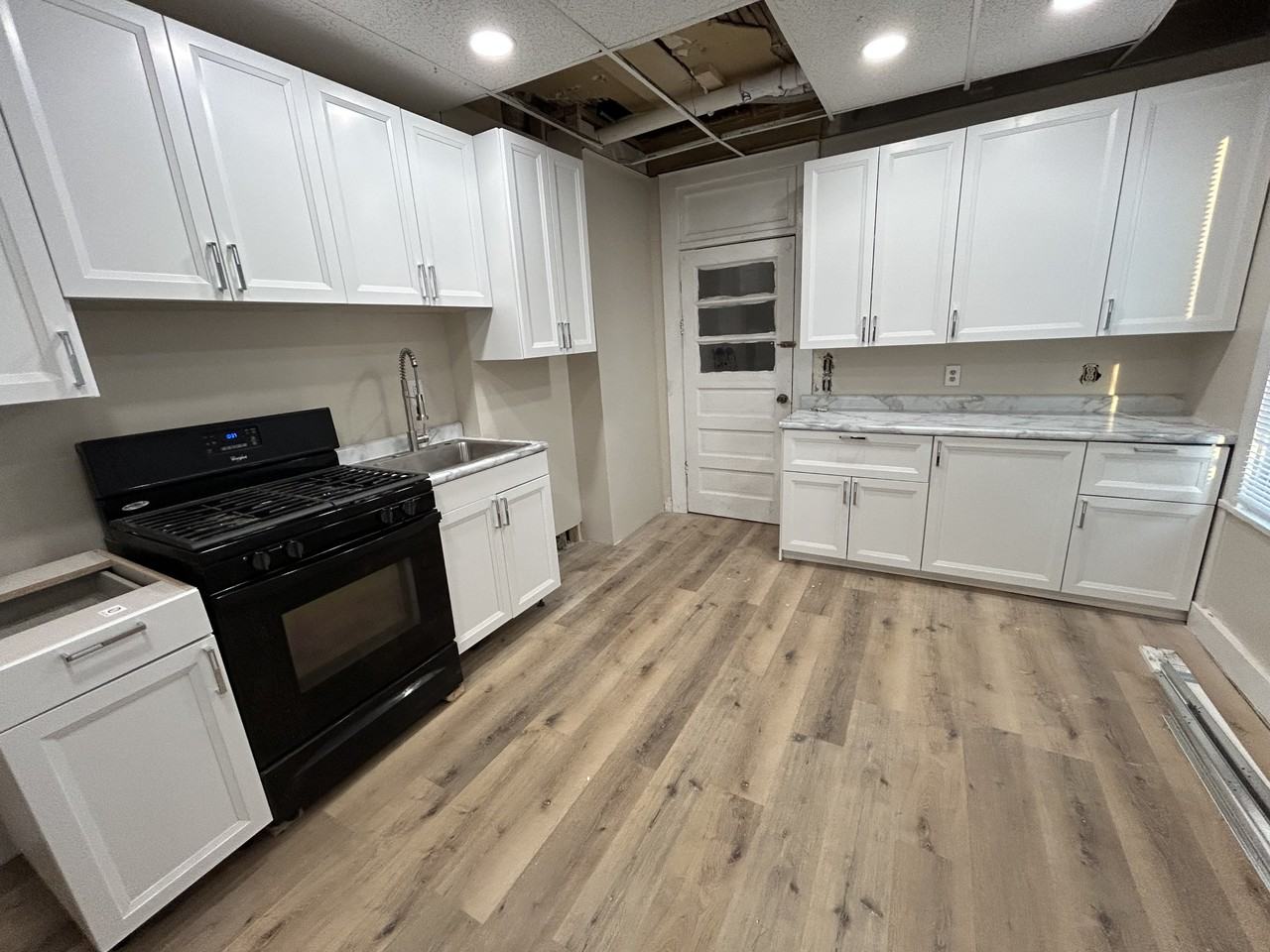 520 E 22nd St #520 - Photo 4 of 4