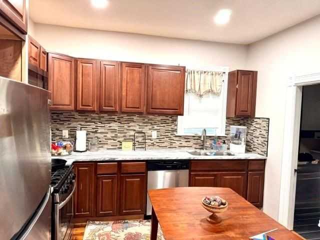 138 Doyle Ave ##1