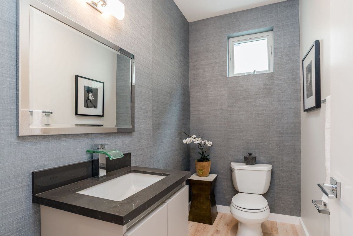 6072 Pickford St - Photo 7 of 20