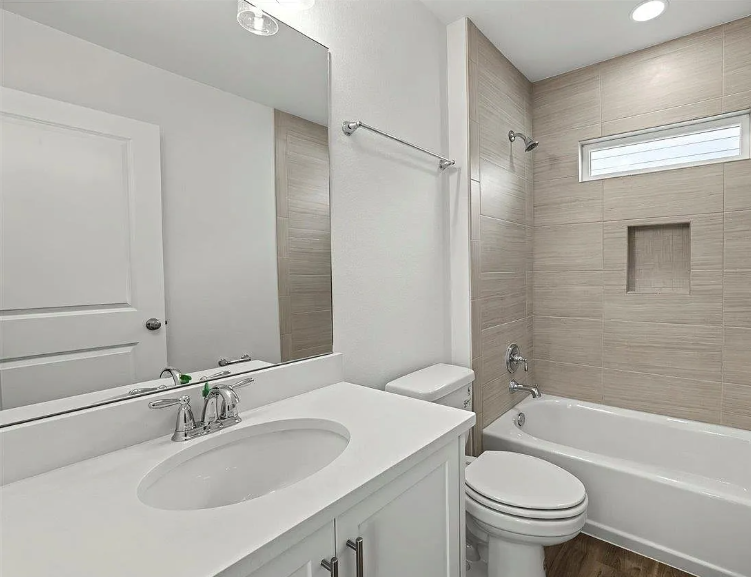 8352 Bull Headley Rd - Photo 4 of 6