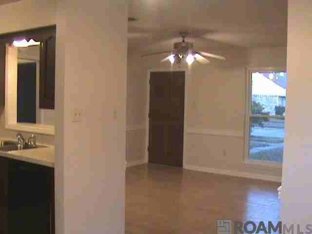 3821 Byrd Dr - Photo 3 of 7