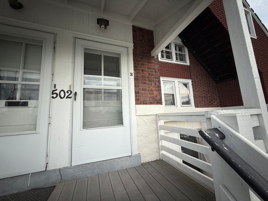 502 Church St - Photo 2 of 8