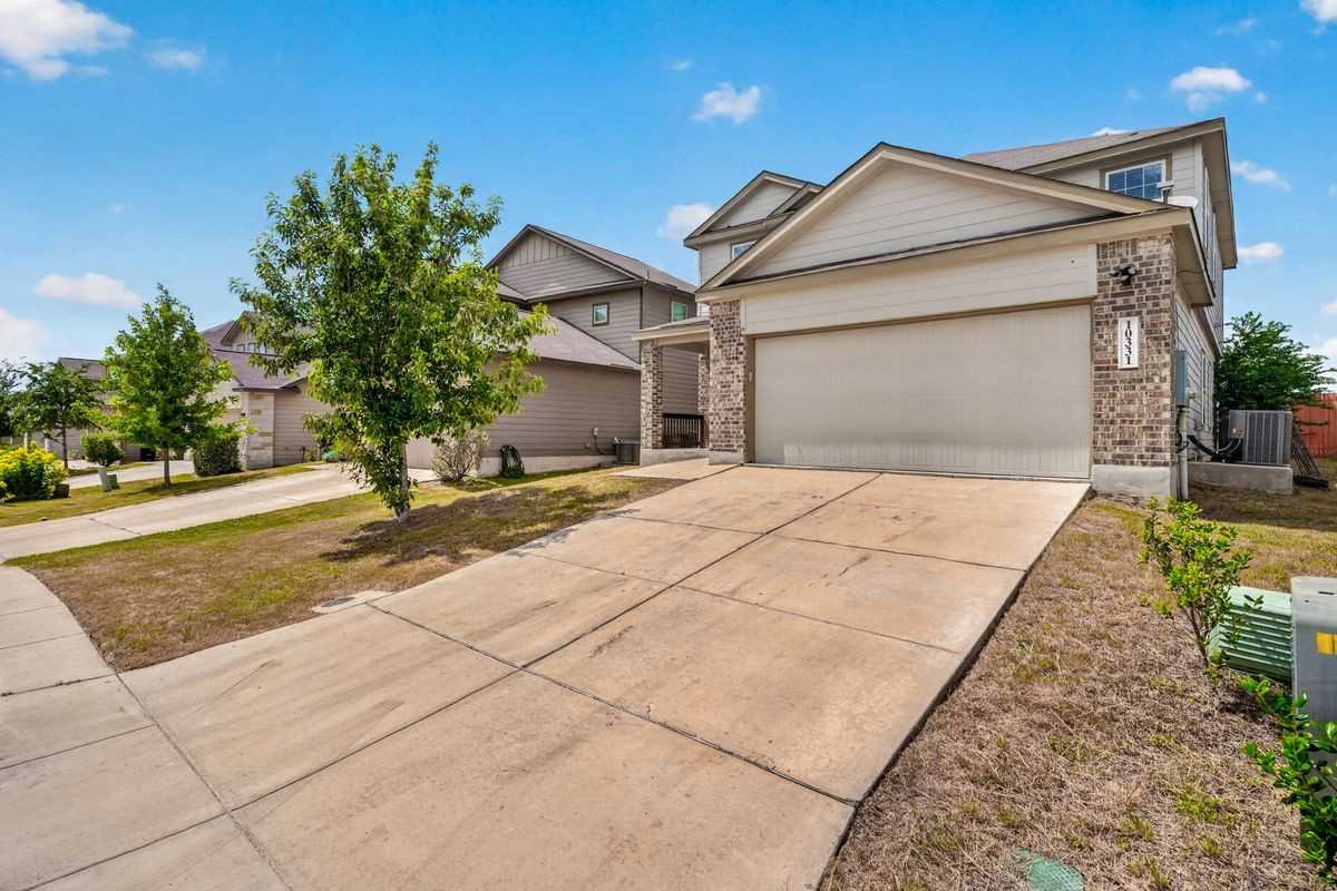 10331 Barbeque Bay - Photo 2 of 28