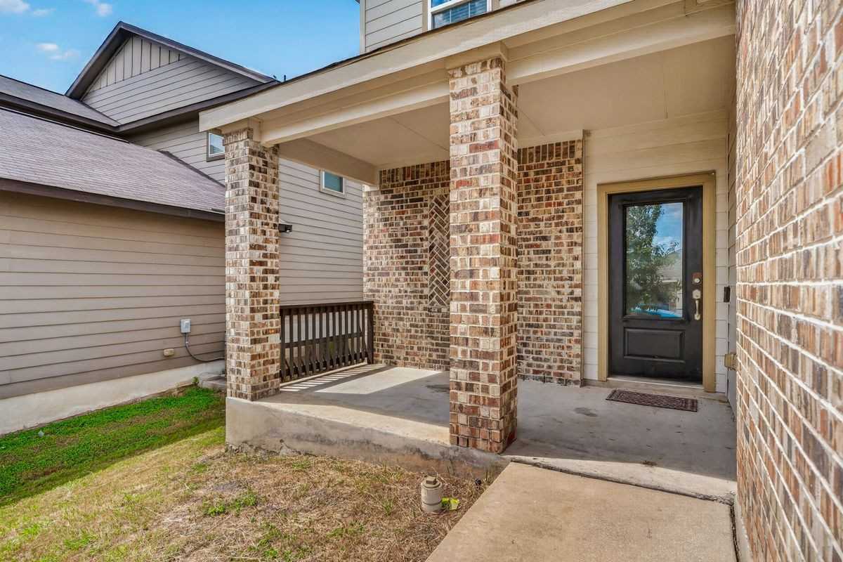 10331 Barbeque Bay - Photo 4 of 28