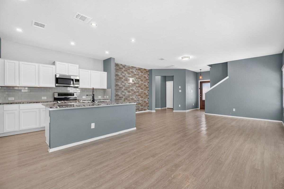 10331 Barbeque Bay - Photo 6 of 28
