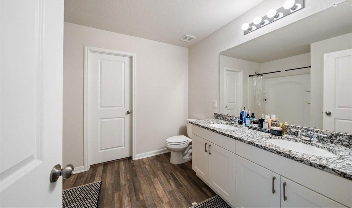 2224 Cedar Valley Dr - Photo 2 of 23