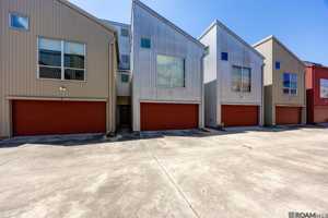 featured image of 1720 Nicholson Dr ##4