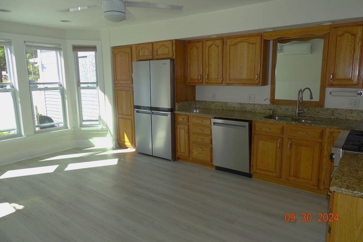 14 York St - Photo 3 of 26