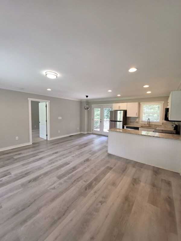 2741 Norma Cir - Photo 2 of 21