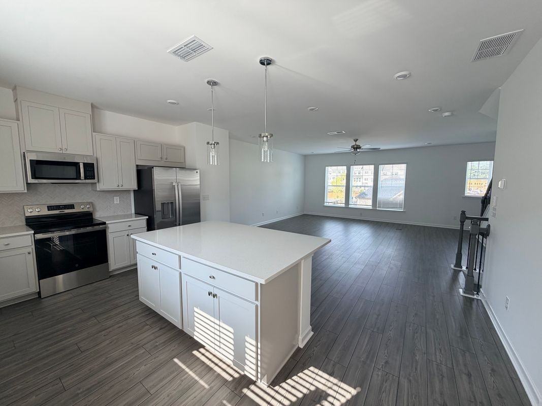99 Epperly Way - Photo 3 of 13