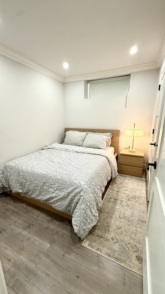 28 East 54th Avenue - Photo 7 of 11