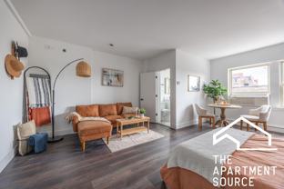 1555 W Hollywood Ave #206 - Photo 1 of 1