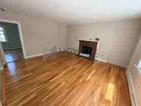 1019 Main St #C - Photo 1 of 1