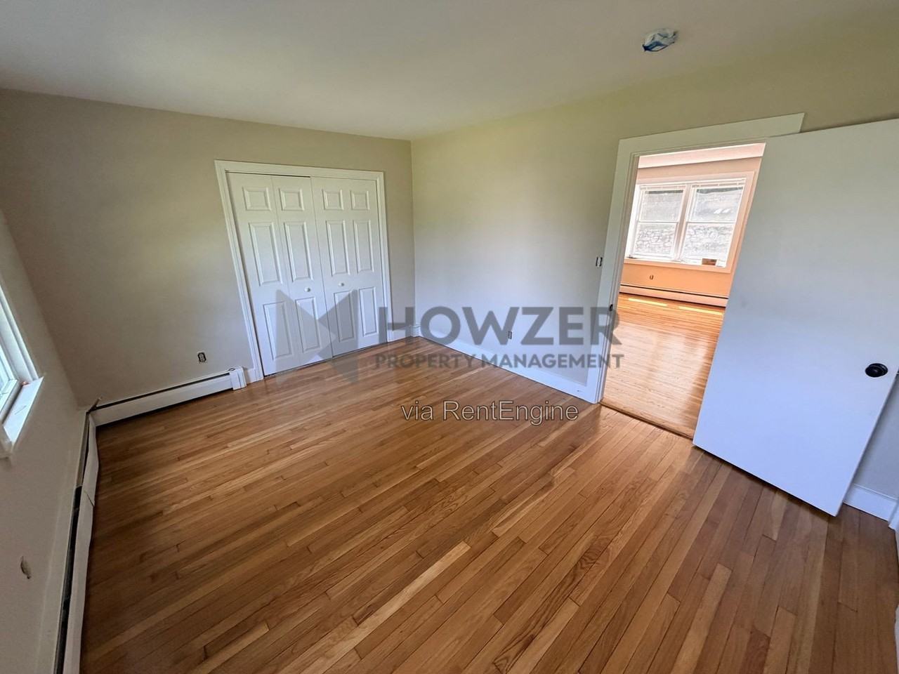 1019 Main St #C - Photo 3 of 5