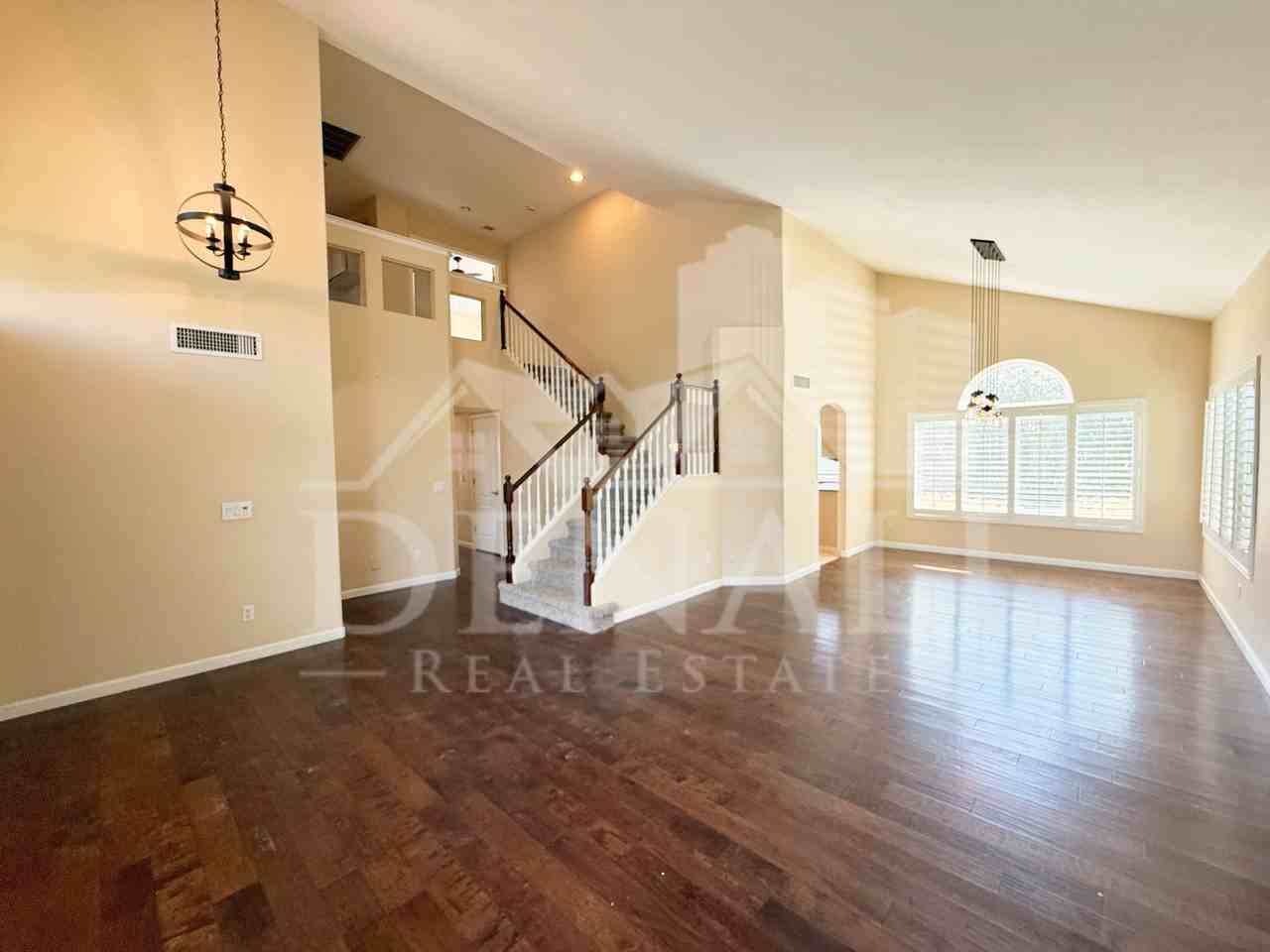 19413 N 37th Way - Photo 4 of 34