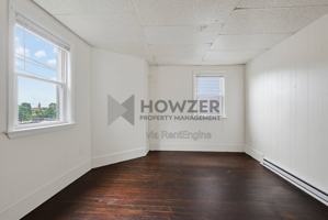 featured image of 116 Clark St #1