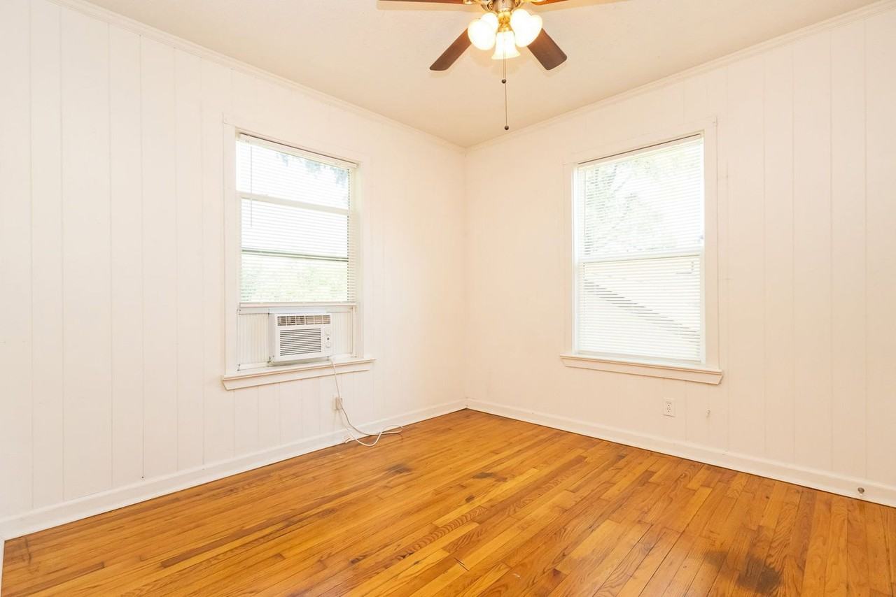 100 James St #B - Photo 6 of 13