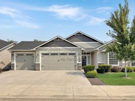 featured image of 1376 W Pebblestone Dr