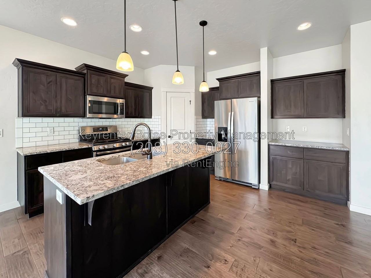 1376 W Pebblestone Dr - Photo 2 of 22