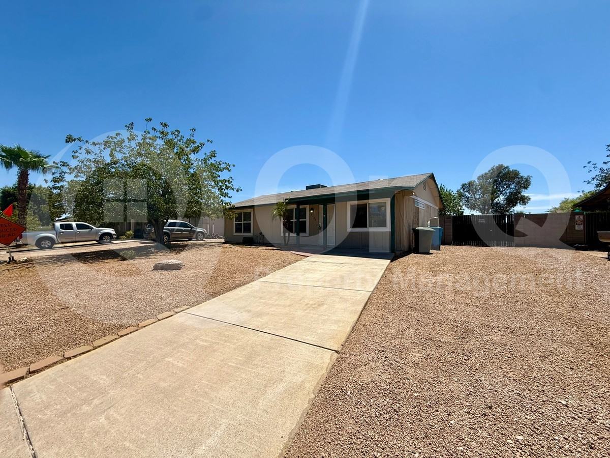 2465 E John Cabot Rd - Photo 2 of 16
