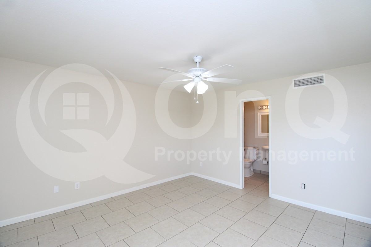 928 E Diamond Dr - Photo 6 of 12